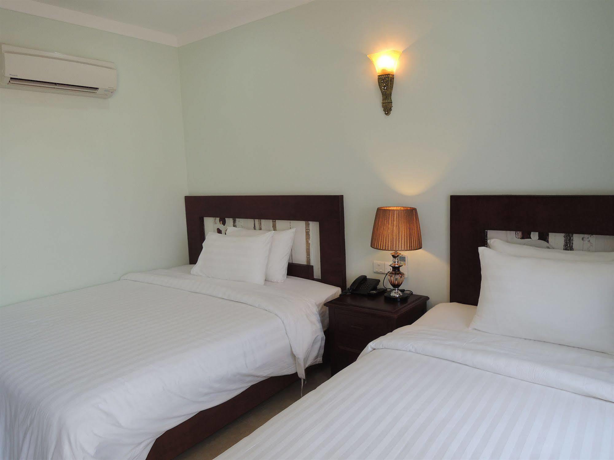 Sen Han Hotel Phnom Penh Eksteriør billede
