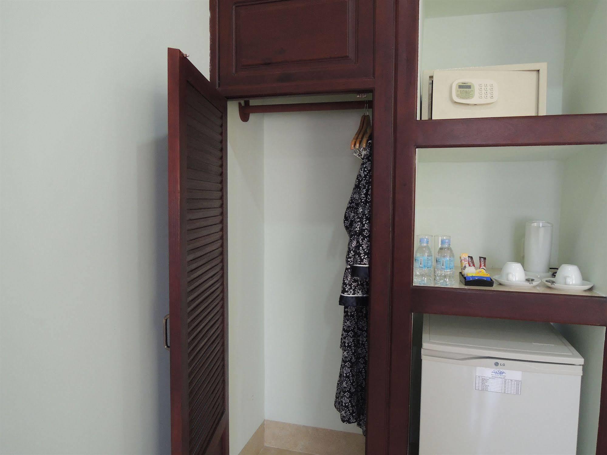 Sen Han Hotel Phnom Penh Eksteriør billede
